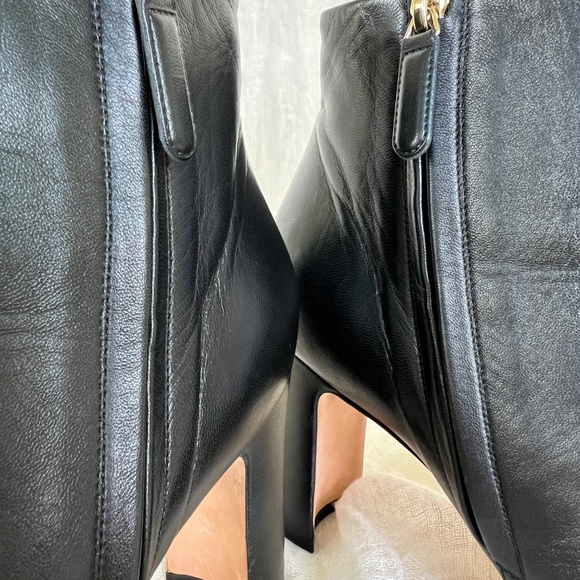 CHANEL Black Lambskin Peep-Toe Booties Chain Trim CC Heel Sz 39 Italy Chic - Picture 16 of 16